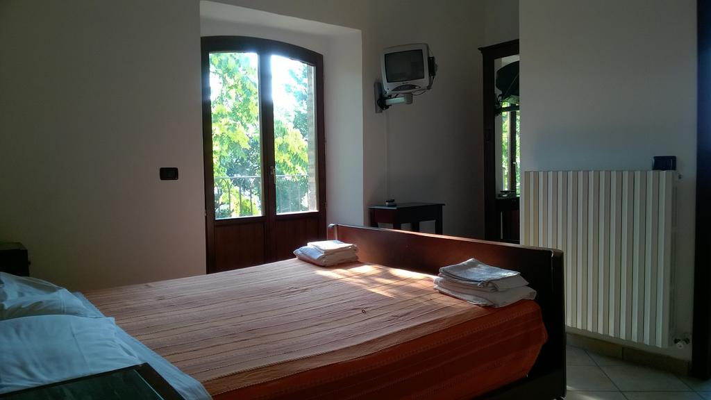 Agriturismo Za Beata Penna Sant'Andrea Exterior photo