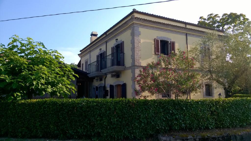 Agriturismo Za Beata Penna Sant'Andrea Exterior photo